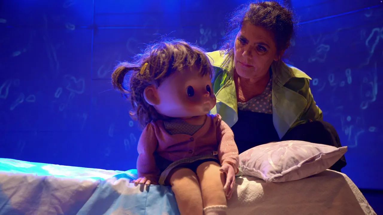 A Menina dos Olhos D'Água — 16