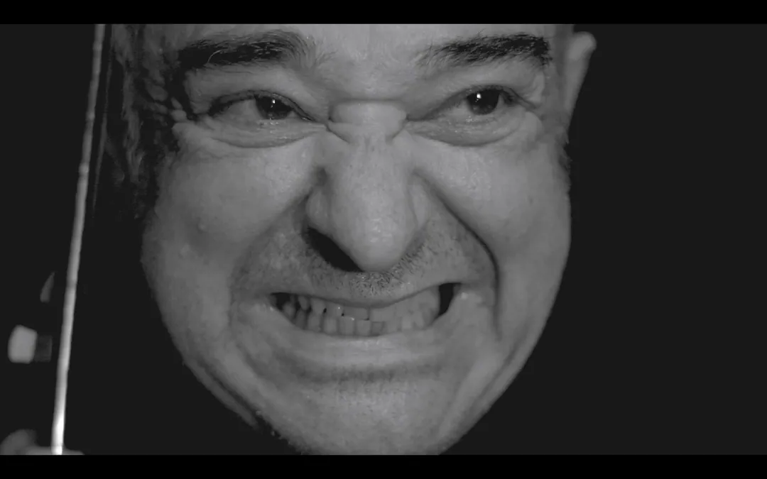Homem de Lugar Nenhum — 1