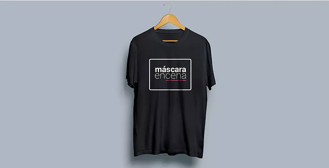 Máscara Encena — 2